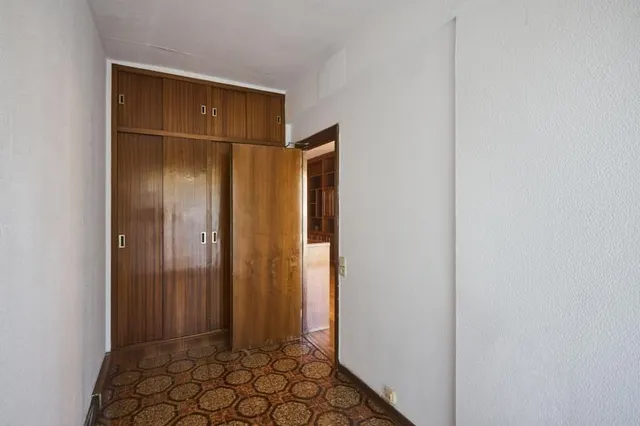 Piso alto y luminoso en galvany — 17