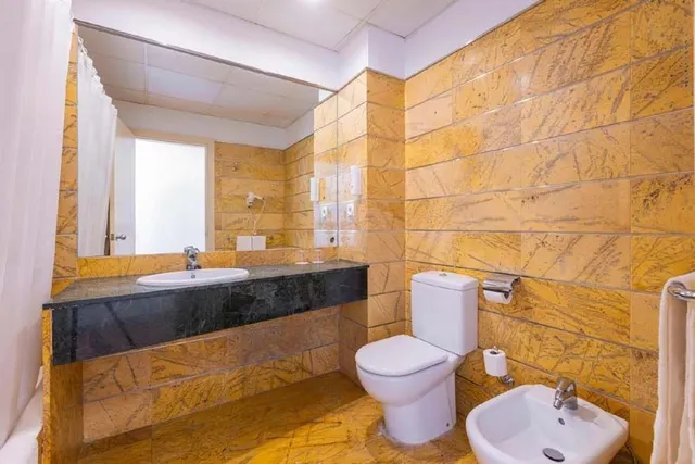 Local comercial en venta - Puebla de Vícar — 17