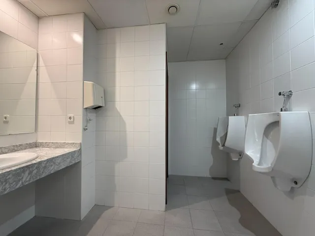 Oficinas en la zona de gran via 2 exteriores diafana con pk — 6