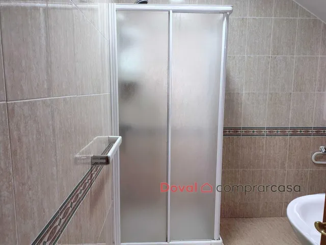 Piso amplio y soleado en alquiler en O Porriño — 22