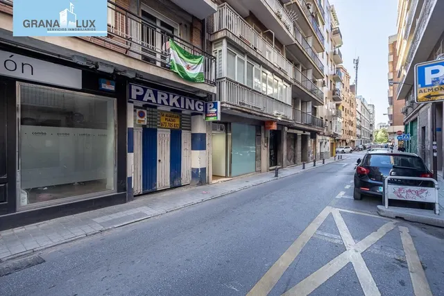PARKING DE 30 PLAZAS EN PLENO CENTRO DE GRANADA — 21