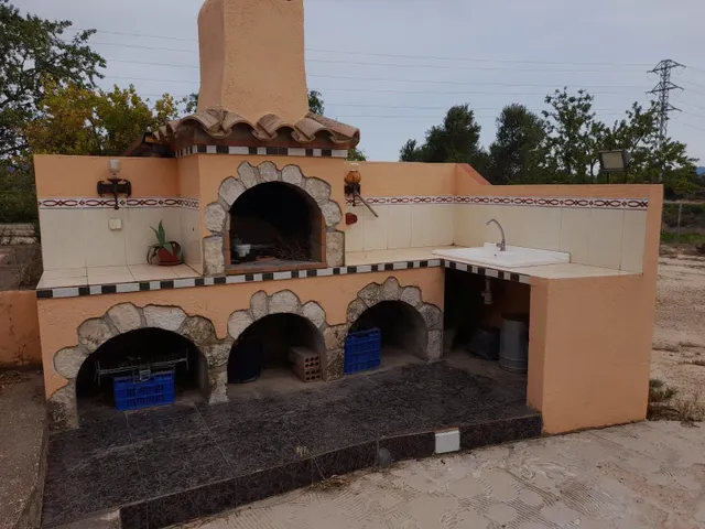 OPORTUNIDAD CASA RUSTICA EN FINCA DE 0,7 HAS.CON VIVIENDA EN SU INTERIOR, PISCINA Y ALMACENES EN MORA LA NOVA — 14