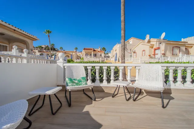 Chalet 2 habitaciones 82m² en venta - Costa blanca sur — 35