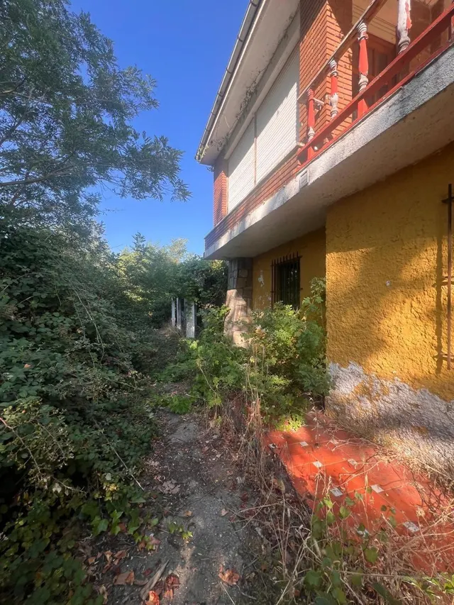 Vivienda unifamiliar con gran parcela en Valverde de la Virgen - León — 15
