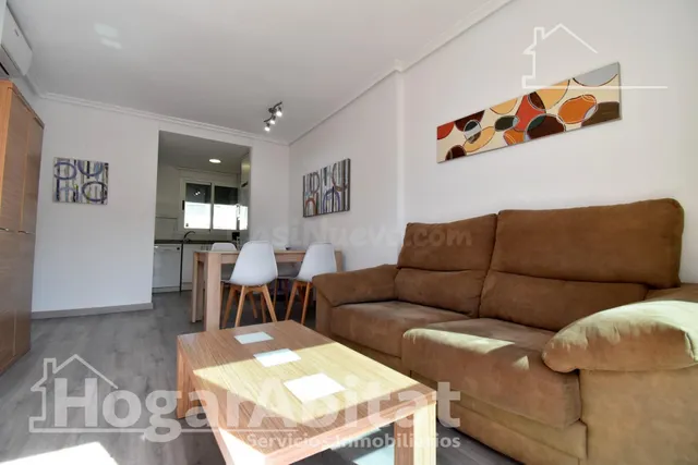 ¡EN PRIMERA LÍNEA DE PLAYA! LUMINOSO EN RESIDENCIAL CON PISCINA Y GARAJE — 4