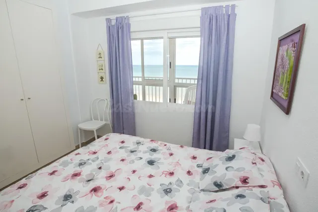 APARTAMENTO FRENTE AL MAR! 1RA LINEA DE PLAYA GANDIA