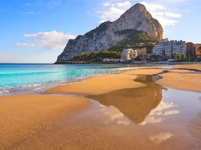 Exclusivos apartamentos en primera línea del Mediterráneo en Calpe – 2 dormitorios desde 637.000 € — 12