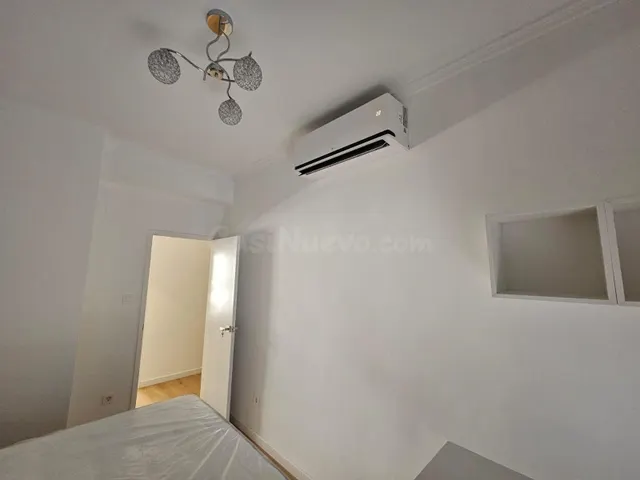 Amplia Habitación en Alquiler en Ourense al lado estación AV - foto 2