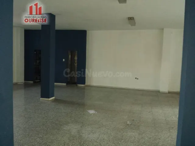 LOCAL COMERCIAL EN LA ZONA DE LAS LAGUNAS CERCA DEL CAMPUS. — 3