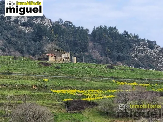 Se vende gran parcela edificable en Narganes, Peñamella Baja — 11
