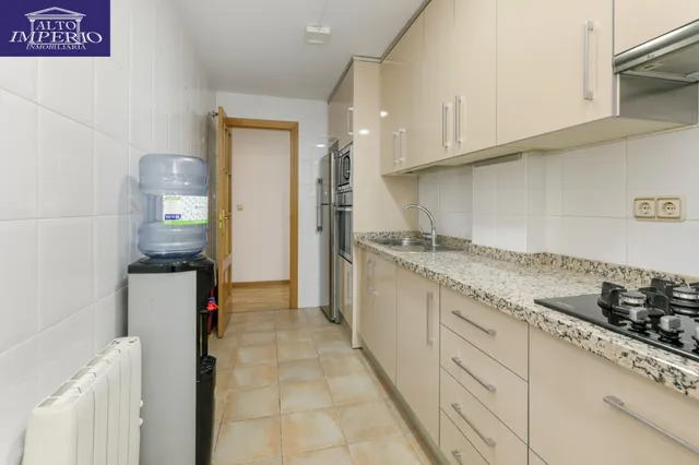 Piso en Armilla Centro con patio de 46 m2, 2 dormitorios y metro — 12