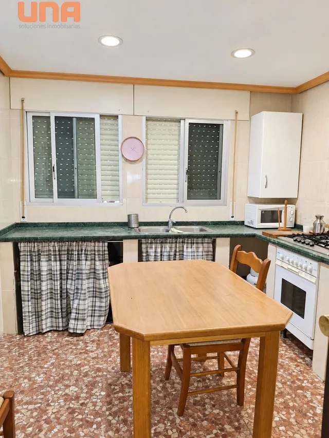 Chalet con parcela Urbana en Santa Maria de Trasierra (pueblo) — 12