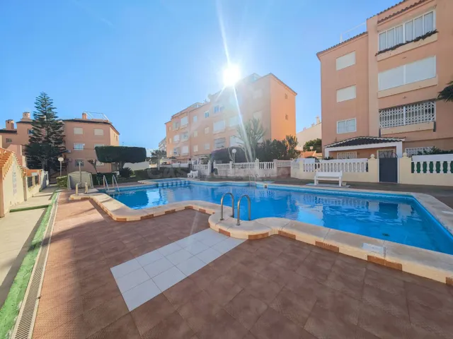Precioso bungalow en La Mata - Torrevieja — 3