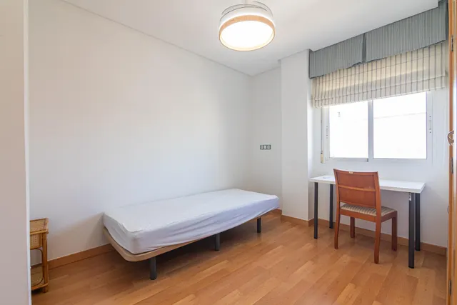 FANTASTICA VIIVENDA DE 4 DORMITORIOS EN SAN VICENTE del RASPEIG — 24