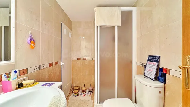 ADOSADO DE 3 DORMITORIO Y 2 BAÑOS EN ORIHUELA COSTA (ZONA LOS DOLSES) — 23