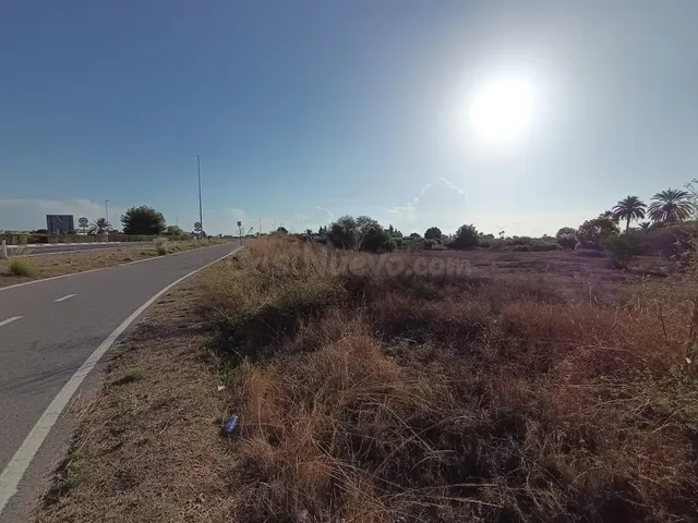 Parcela de 7.677 m2 fachada a carretera via parque Alicante - Elche — 3