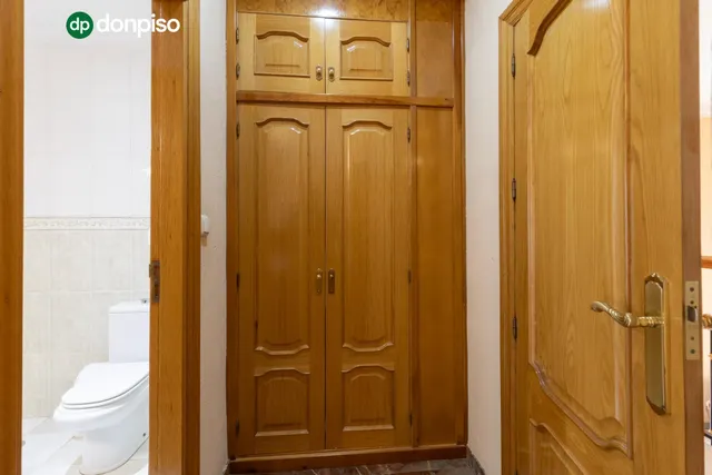 Casa en esquina en venta en Las Gabias — 27