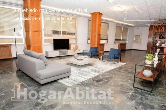 OPORTUNIDAD DE INVERSIÓN. DISFRUTA DE UNA VIVIENDA CON OFICI