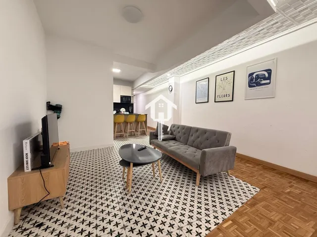 ESPECTACULAR PISO DE 138M2 CON 4 habitaciones Y ASCENSOR EN  - foto 3