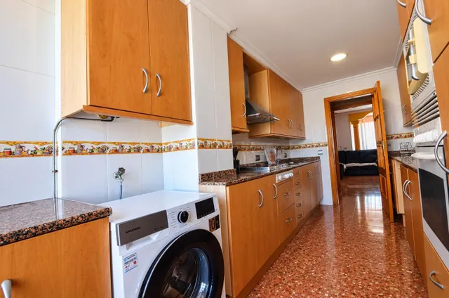 SE VENDE PISO DE TRES habitaciones EN PLUEBLO LEVANTE CON PARKING SEVENDGROUP.COM — 14