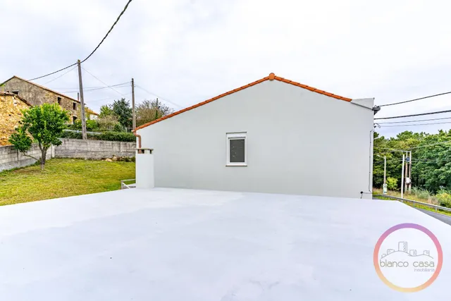✨ ¡CASA reformada con 205m2 + 340 m2 de  TERRENO + GARAJE en PONTECESO(A Coruña)por 235.000€! — 46