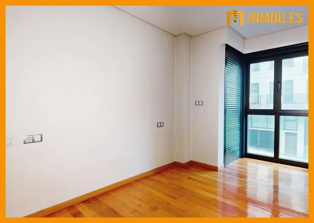 SE VENDE PISO EN CALLE SAINZA, OURENSE — 20