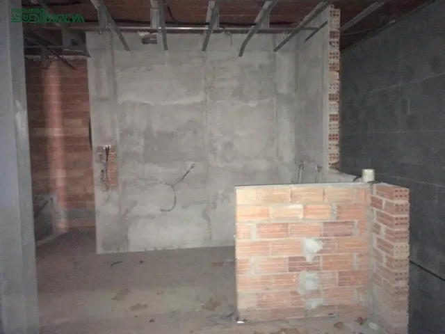 EDIFICI en CONSTRUCCIÓ a la població de LA LLACUNA - foto 4