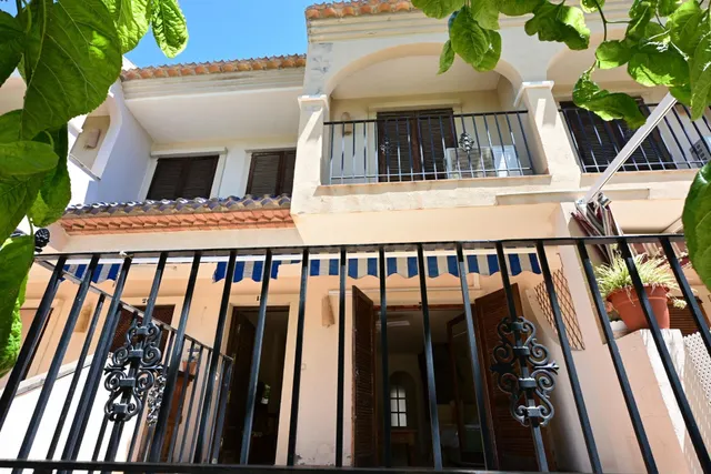 SE VENDE DUPLEX EN LOS NAREJOS A SOLO 120 METROS DE PLAYA LA - foto 4