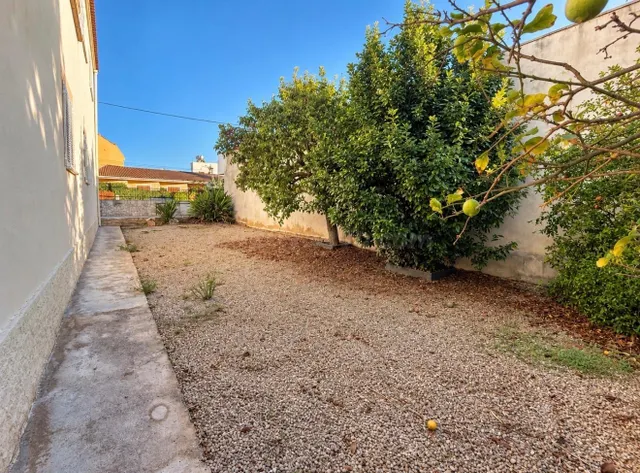 Planta Baja en Marratxí como Local con posibilidad de Cambio a Vivienda — 4