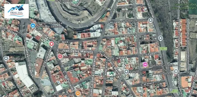 Venta de Piso + Garaje en  Arucas (Las Palmas) — 2