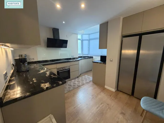 Alquiler vivienda de temporada, maximo 11 meses con vistas despejadas al mar, opcion parking — 9