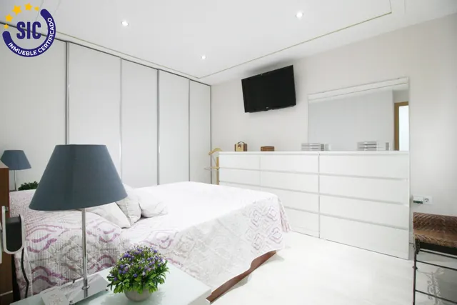 AMPLIA VIVIENDA REFORMADA DE 4 habitaciones CON ASCENSOR EN TORRENT — 17