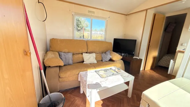PARCELA RÚSTICA DE 500 m2 CON MOBILE HOME Y PISCINA EN DOS H - foto 5