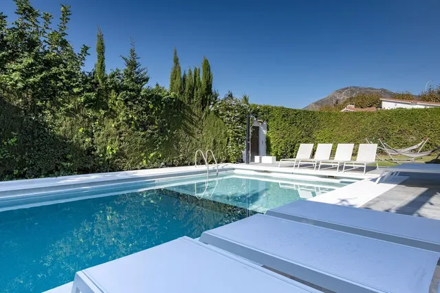Chalet 6 habitaciones 300m² en venta - Centro — 6