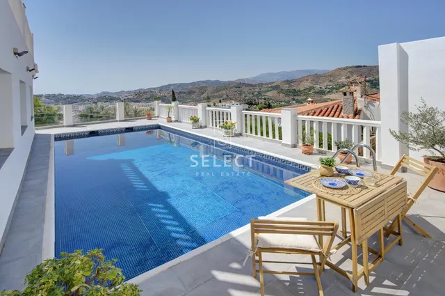 VILLA REFORMADA CON PISCINA Y VISTAS AL MAR , ALMUÑECAR — 21