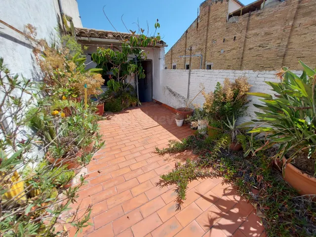 CASA Y LOCAL EN VENTA -CENTRO VILAFRANCA - foto 2