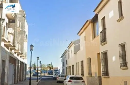 Venta de Casa Independiente + 2 Garajes en Lepe (Huelva) - foto 2
