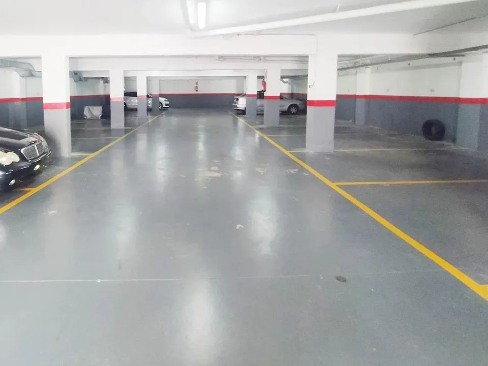 PARKING EN CUNIT MUY CERCA DE LA PLAYA