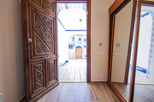 Villa de 4 dormitorios, 3 baños, piscina y jardín en dehesa de campo amor (orihuela costa) — 42