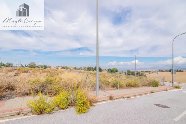Oportunidad en venta de solar urbano en Otura — 27