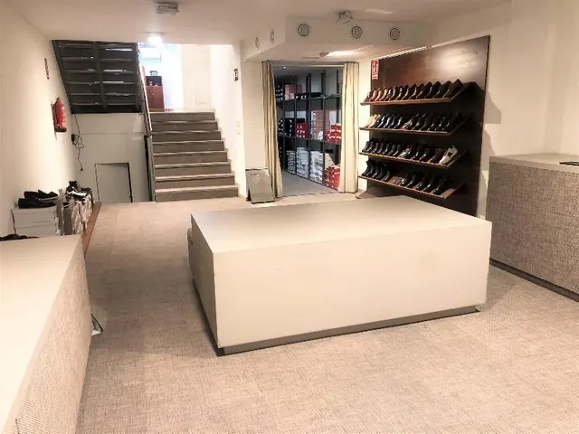 Gran Local Comercial en pleno centro de Guardamar del Segura — 7
