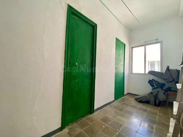 Vivienda amplia con patio-jardín, 5 habitaciones y trastero — 20