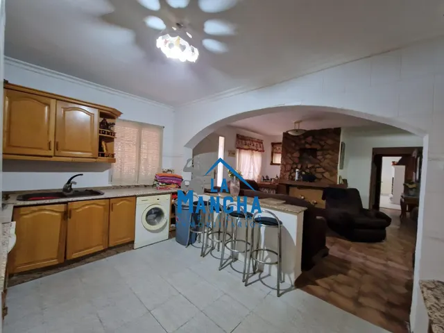 *180.000€* inmobiliaria la mancha vende parcela en Albacete — 14