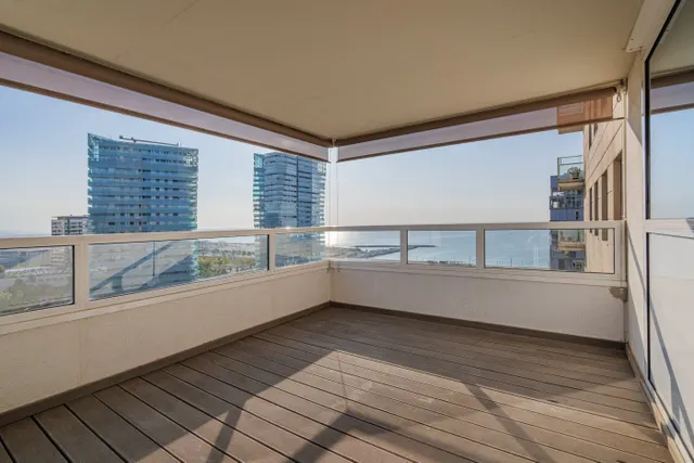 Piso en Diagonal Mar Con Vistas Al Mar — 27