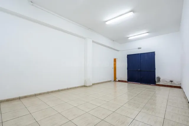 Casa con local comercial y vivienda en pleno centro de San S - foto 4