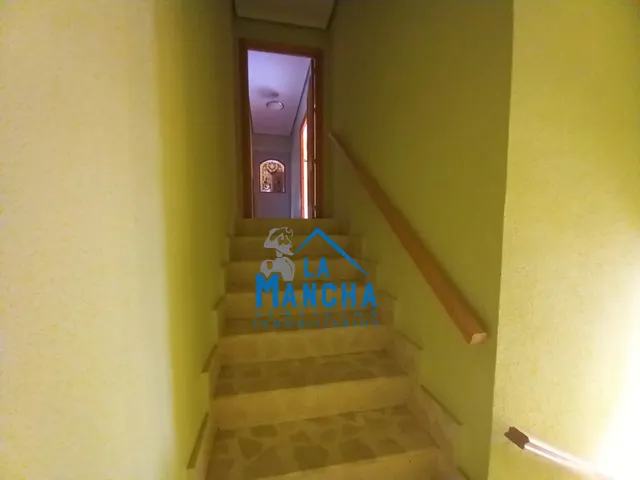 *95.000€* inmobiliaria la mancha vende preciosa casa de 3 habitaciones en el pueblo de Barrax ( Albacete ). — 45