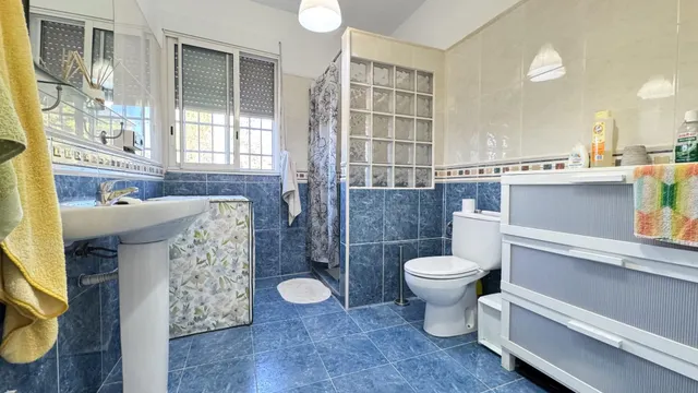 Exclusiva Casa Reformada con Piscina Privada y Parcela de 7.000 m2 en Blanca, Murcia — 27