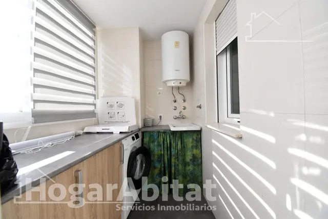 ¡GRAN OPORTUNIDAD! PAREADO REFORMADO, EXTERIOR CON TERRAZA Y ASCENSOR — 33