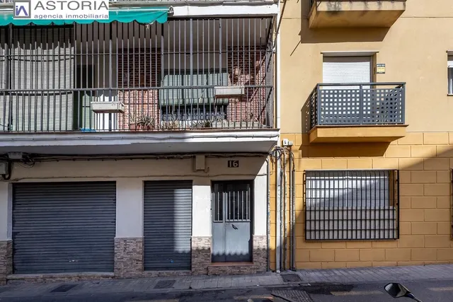 PISO JUNTO AVENIDA DE ANDALUCIA — 22