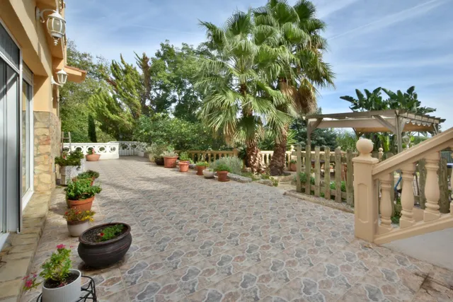 CASA EN VENTA EN PINEDA DE MAR — 38